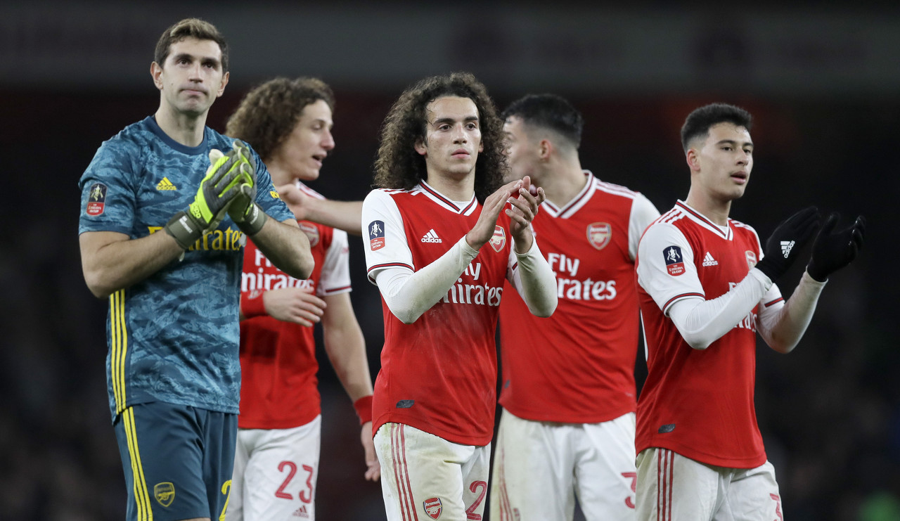 CBA球员伤病更新及战术影响