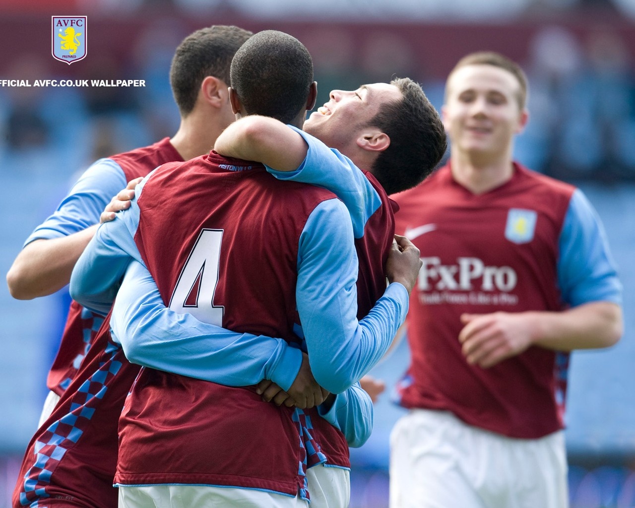 维拉与特拉维夫马卡比的欧联比赛场外爆发抗议活动，11人被捕