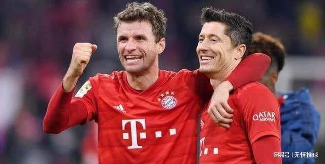 哀悼，一巴西18岁小将在家中因弟弟清理步枪时走火中弹身亡