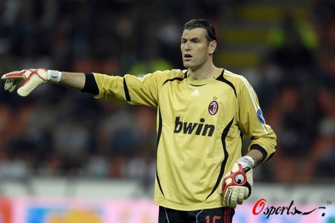 黄蜂主帅：我们没一个人能单防哈登，他真的是用各种方式得分