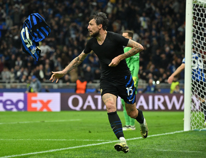 卡森：瓜帅是改变守门员角色的关键人物；埃德森的全面性无可挑剔