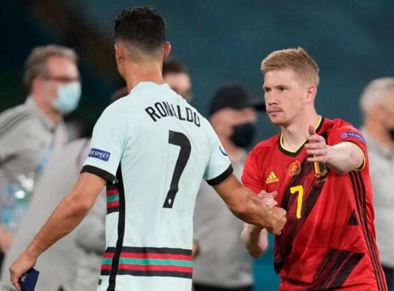 身体对抗硬得离谱