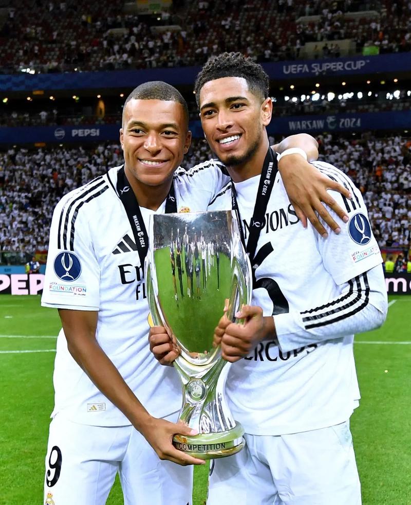 八连败排名被韩国反超！2025世界男排联赛中国0：3保加利亚HL